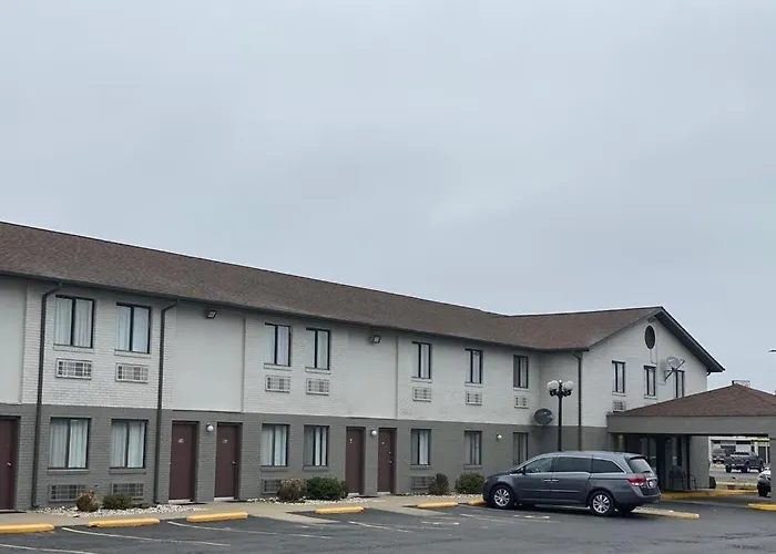 Americas Value 2* West Frankfort